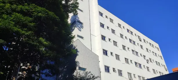Apartamento com 1 Quarto para alugar, 40m² no Zona 07, Maringá