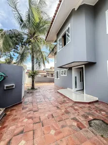 Imóvel Comercial com 4 Quartos à venda, 200m² no Riviera Fluminense, Macaé
