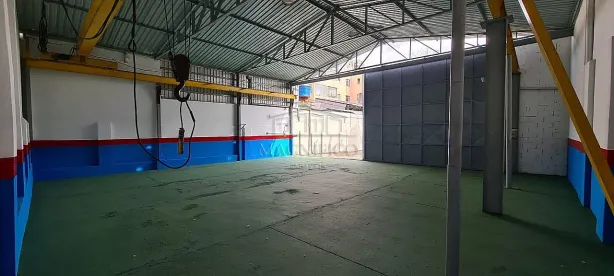 Galpão/Depósito/Armazém para alugar, 400m² no Ipiranga, São Paulo