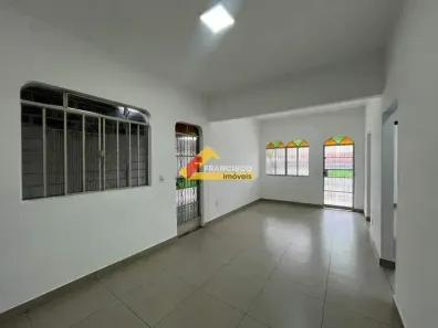 Casa com 4 Quartos para alugar, 208m² no Catalão, Divinópolis