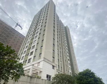 Apartamento com 3 Quartos para alugar, 57m² no Champagnat, Londrina
