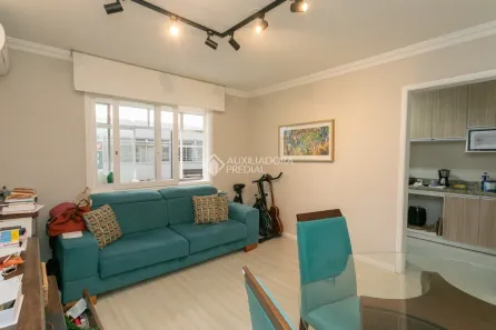 Apartamento com 2 Quartos à venda, 65m² no Vila Ipiranga, Porto Alegre