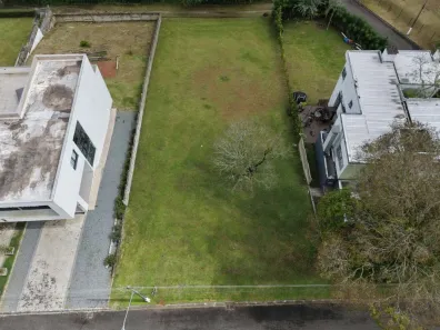 Lote/Terreno com 1 Quarto à venda, 970m² no Vila Torres, Campo Largo