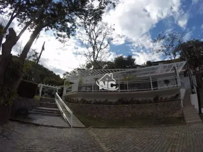 Casa com 7 Quartos à venda, 600m² no Piratininga, Niterói