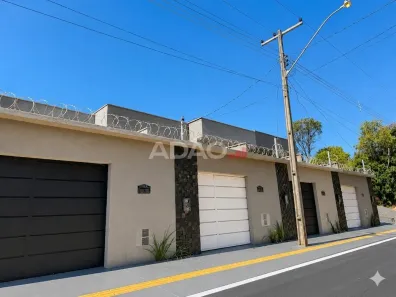 Casa com 2 Quartos à venda, 110m² no Jardim das Rosas, Goiânia