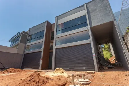 Ponto Comercial com 4 Quartos para alugar, 355m² no Cavalhada, Porto Alegre
