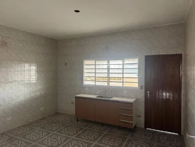 Casa com 3 Quartos para venda ou aluguel, 100m² no Parque Aeroporto, Taubaté