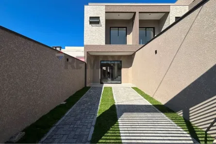 Sobrado com 2 Quartos à venda, 85m² no Bom Retiro, Matinhos