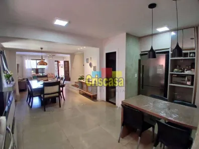 Casa de Condomínio com 3 Quartos à venda, 175m² no Palmeiras, Cabo Frio