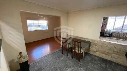 Casa com 3 Quartos à venda, 155m² no Vila Nova Santa Luzia, Bauru