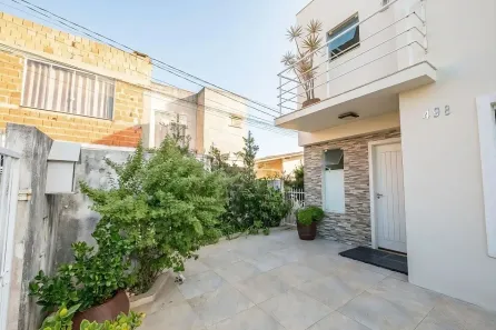 Casa com 3 Quartos à venda, 242m² no São João do Rio Vermelho, Florianópolis