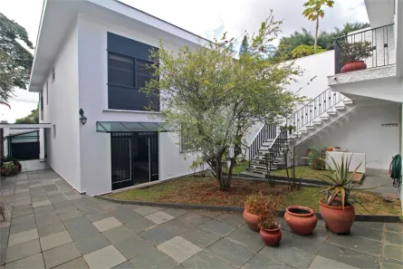 Sobrado com 4 Quartos à venda, 380m² no Santo Amaro, São Paulo