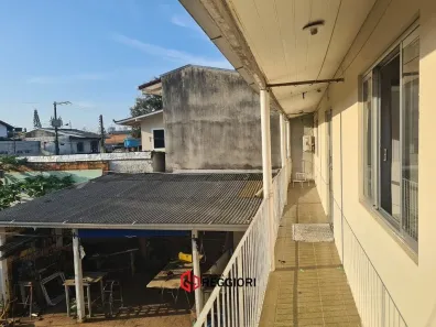 Sobrado com 3 Quartos à venda, 140m² no Municípios, Balneário Camboriú