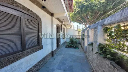 Casa com 3 Quartos à venda, 174m² no Olaria, Rio de Janeiro