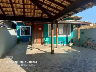 Casa com 2 Quartos à venda, 92m² no Mar do Norte, Rio das Ostras