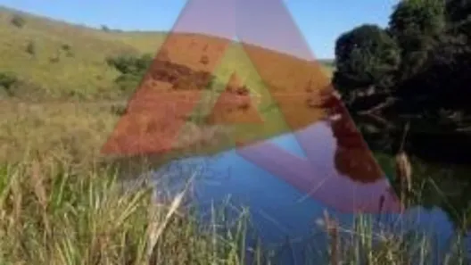 Fazenda/Sítio com 3 Quartos à venda, 22000m² no Chácaras Condomínio Recanto Pássaros II, Jacareí