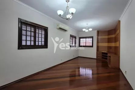 Casa com 3 Quartos para alugar, 202m² no Vila Floresta, Santo André