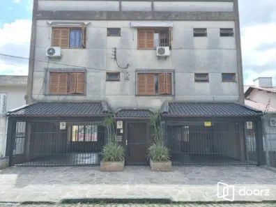 Casa com 4 Quartos à venda, 228m² no Medianeira, Porto Alegre