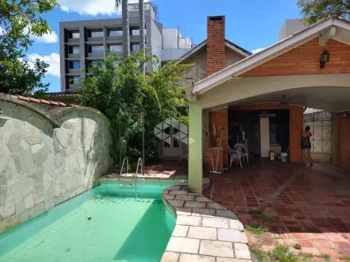 Casa com 5 Quartos à venda, 210m² no Menino Deus, Porto Alegre