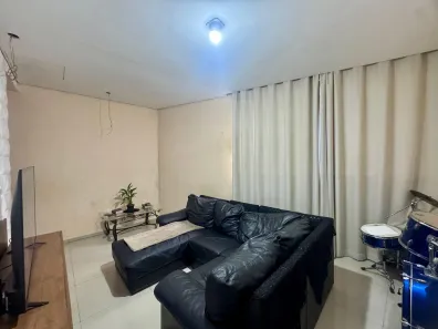 Casa com 3 Quartos para alugar, 180m² no Jardim Dona Meri, Guarulhos