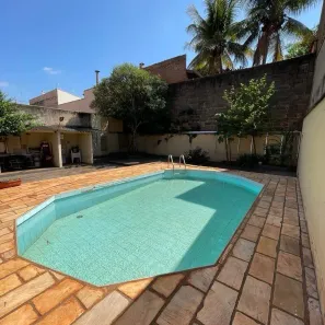 Casa com 3 Quartos à venda, 230m² no Centro, Sertãozinho