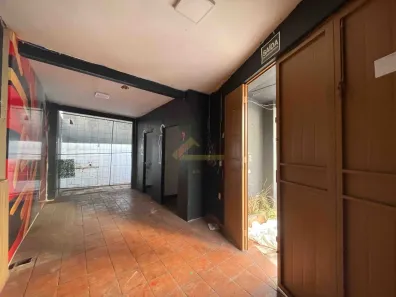 Ponto Comercial para alugar, 100m² no Centro, Divinópolis