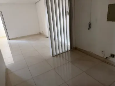 Sala Comercial com 3 Quartos para alugar, 72m² no Nossa Senhora das Graças, Manaus