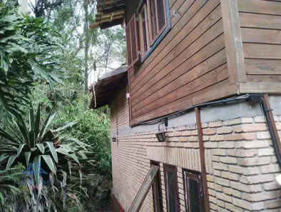 Casa com 4 Quartos à venda, 230m² no Córrego Grande, Florianópolis