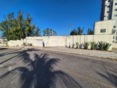 Casa com 5 Quartos para alugar, 443m² no Vicente Pinzon, Fortaleza
