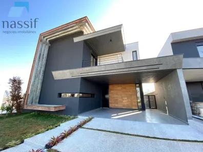 Casa de Condomínio com 3 Quartos à venda, 210m² no Cézar de Souza, Mogi das Cruzes
