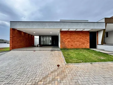 Casa de Condomínio com 3 Quartos à venda, 220m² no Terras de Santo Antônio, Itapetininga