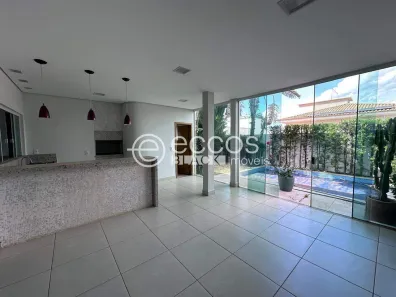 Casa de Condomínio com 3 Quartos para alugar, 260m² no Nova Uberlândia, Uberlândia