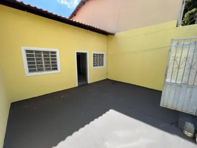 Casa com 2 Quartos para alugar, 60m² no Setor Leste Vila Nova, Goiânia