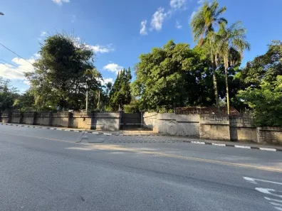 Fazenda/Sítio com 4 Quartos à venda, 324m² no Vila Domingues, Votorantim