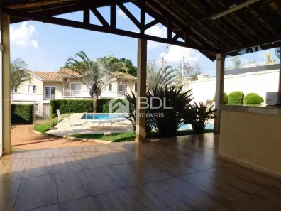 Casa de Condomínio com 3 Quartos para alugar, 100m² no Parque Rural Fazenda Santa Cândida, Campinas