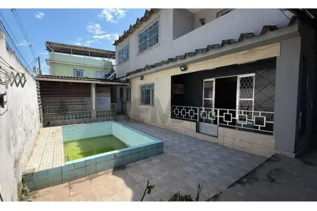 Casa com 5 Quartos à venda, 230m² no Jardim Leal, Duque de Caxias