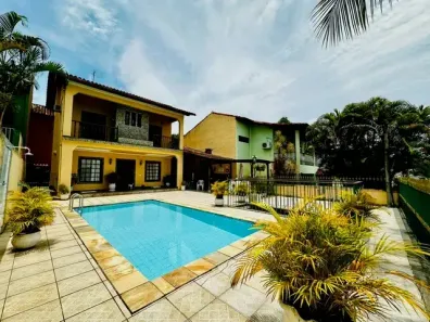 Casa de Condomínio com 3 Quartos à venda, 318m² no Jacarepaguá, Rio de Janeiro