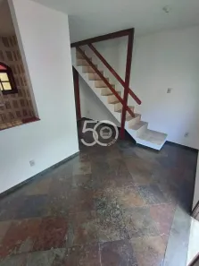 Casa com 2 Quartos para alugar, 56m² no Tanque, Rio de Janeiro