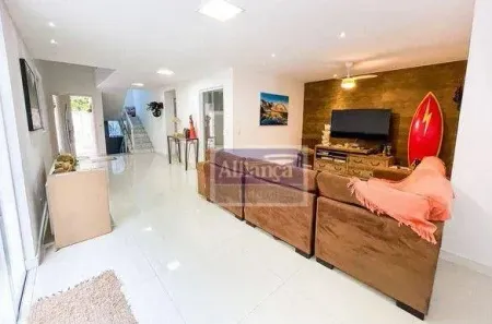 Casa com 4 Quartos à venda, 250m² no Itaipu, Niterói