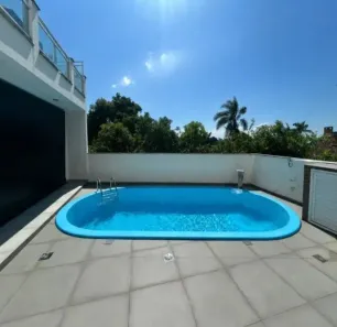Casa com 3 Quartos à venda, 240m² no Agronômica, Florianópolis