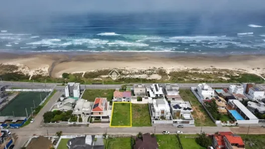 Lote/Terreno à venda, 450m² no Centro, Imbituba