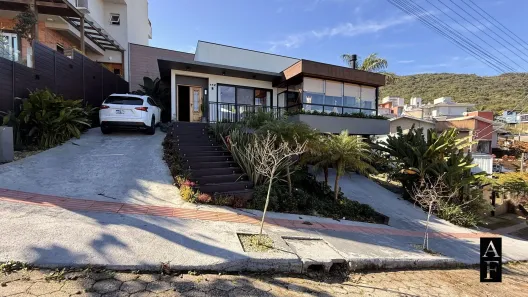 Casa com 3 Quartos à venda, 193m² no Centro, Garopaba