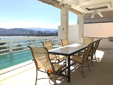 Casa de Condomínio com 4 Quartos à venda, 220m² no Loteamento João Batista Julião, Guarujá