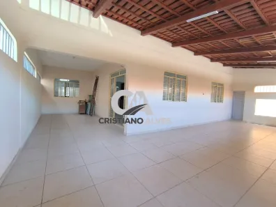 Casa com 4 Quartos à venda, 260m² no Jardim Mont Serrat Complemento, Aparecida de Goiânia