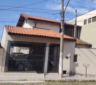 Sobrado com 5 Quartos à venda, 224m² no Vila Bela Vista, Suzano