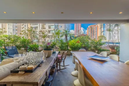 Apartamento com 3 Quartos à venda, 220m² no Vila Alexandria, São Paulo