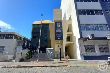 Prédio Comercial para alugar, 1873m² no Centro, Florianópolis