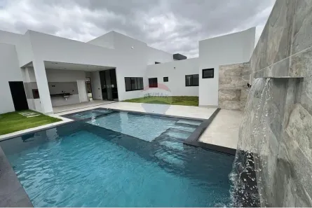 Casa de Condomínio com 4 Quartos à venda, 257m² no Carneiro, Petrolina