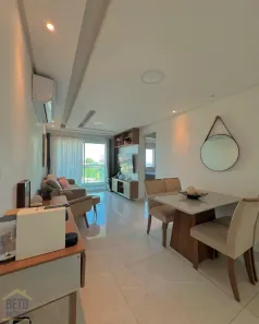 Apartamento com 2 Quartos para alugar, 65m² no Imbetiba, Macaé