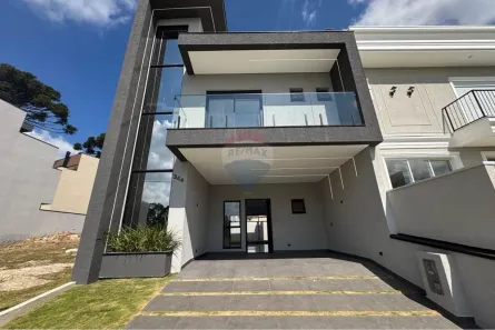 Sobrado com 3 Quartos à venda, 231m² no Costeira, São José dos Pinhais